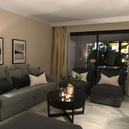 Large And Elegant In Puerto Banus With Pools And Paddle Lejlighed Marbella Eksteriør billede