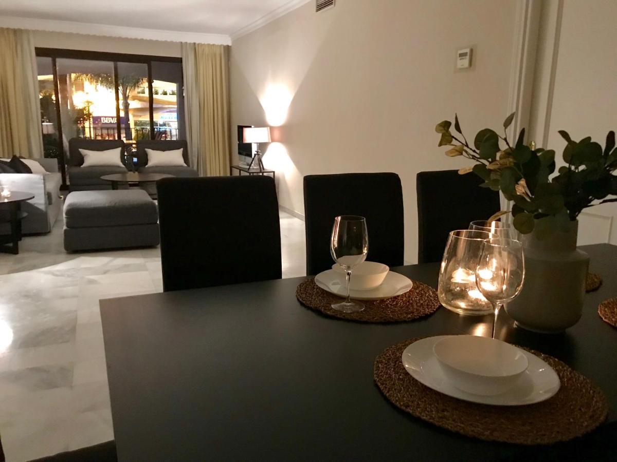 Large And Elegant In Puerto Banus With Pools And Paddle Lejlighed Marbella Eksteriør billede